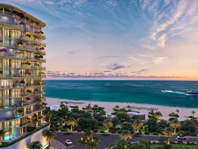 Villa Del Brunello – 4BR Waterfront Residence