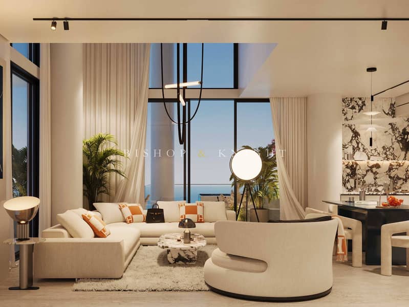 Villa Del Brunello – 4BR Waterfront Residence