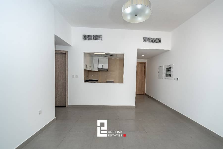 Unfurnished | 1 Bedroom with Balcony | Spacious Layout | Ready to Move