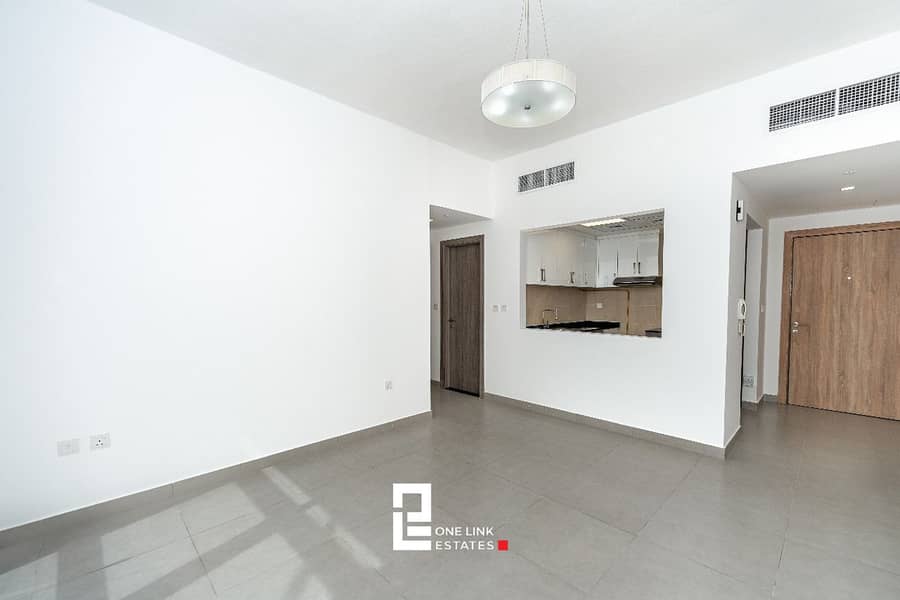 Unfurnished | 1 Bedroom with Balcony | Spacious Layout | Ready to Move - Image 6
