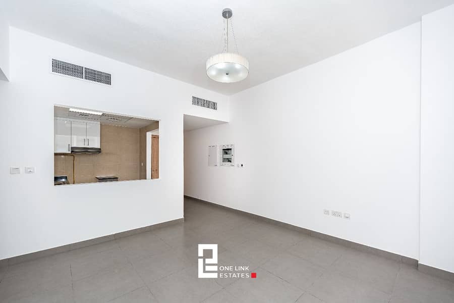 Unfurnished | 1 Bedroom with Balcony | Spacious Layout | Ready to Move - Image 7