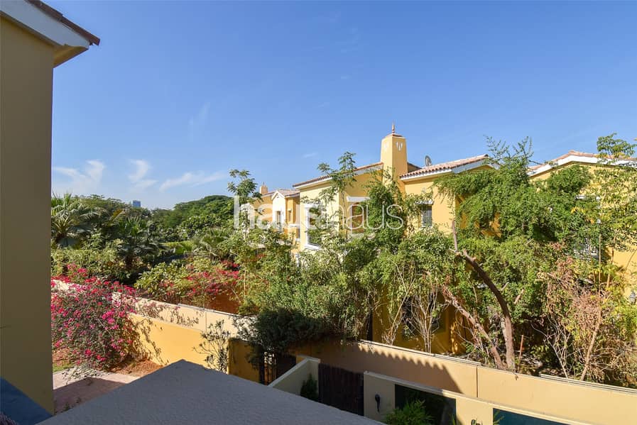 Peaceful Location | Private Pool | Walk to Park - Image 13