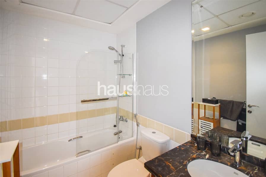 Peaceful Location | Private Pool | Walk to Park - Image 20