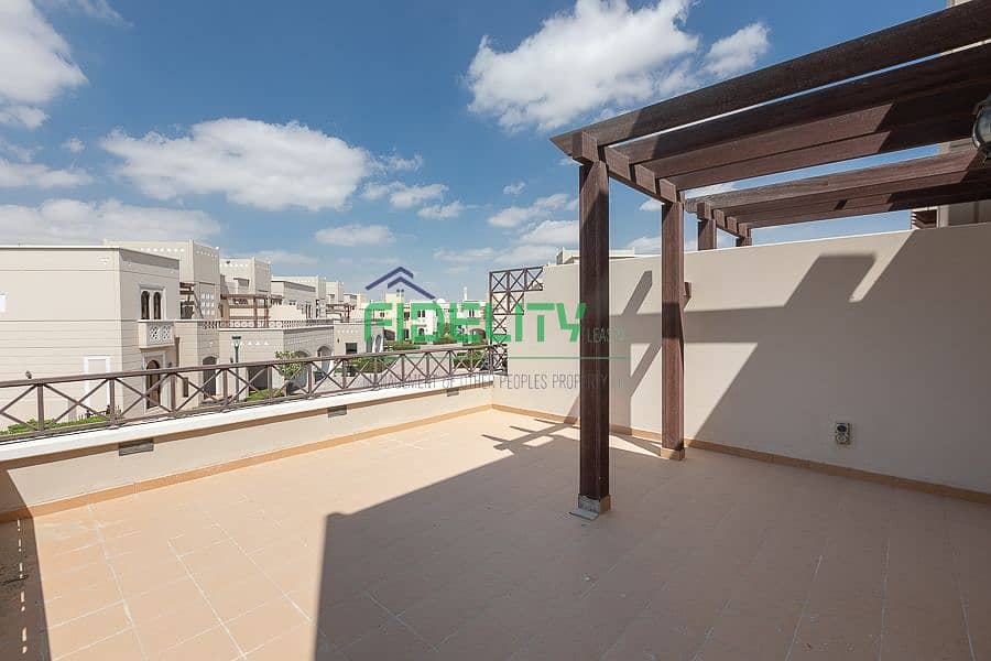 No Commission| Single Row 4BR| Big Plot Size - Image 14