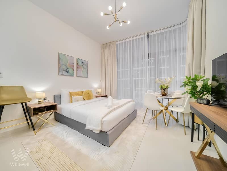 Pool View | Fully Furnished | 4 Cheques