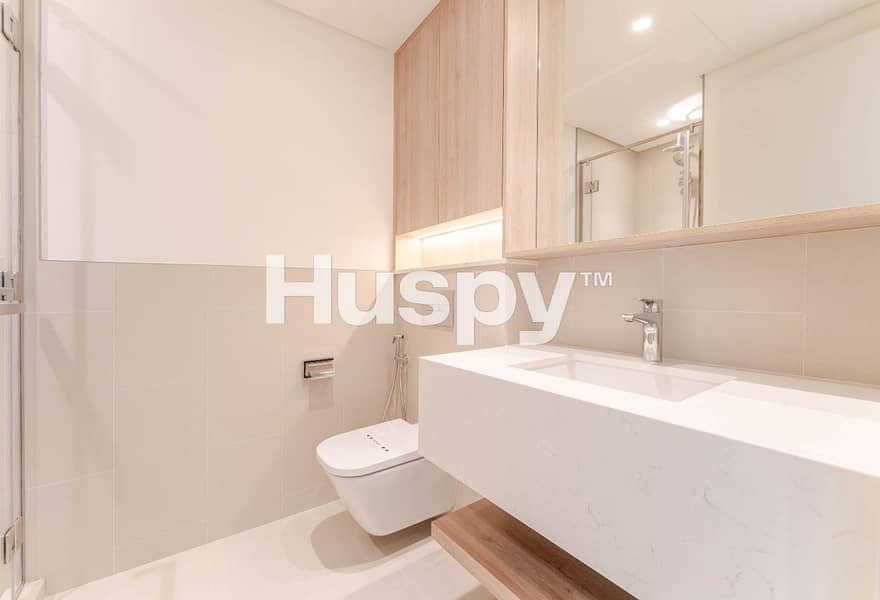 Vacant | Unfurnished | Close to Park - Image 10