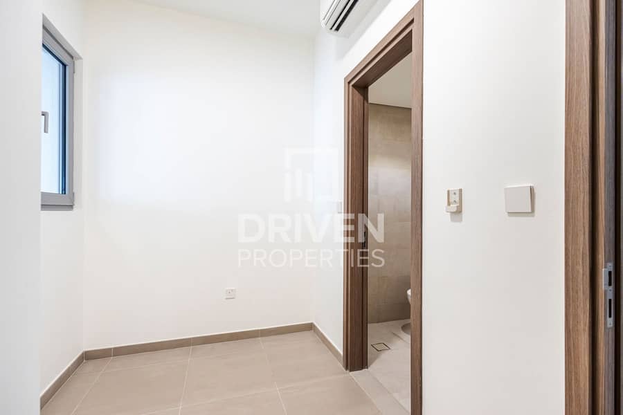 Available from Feb | Single Row | Ideal Living