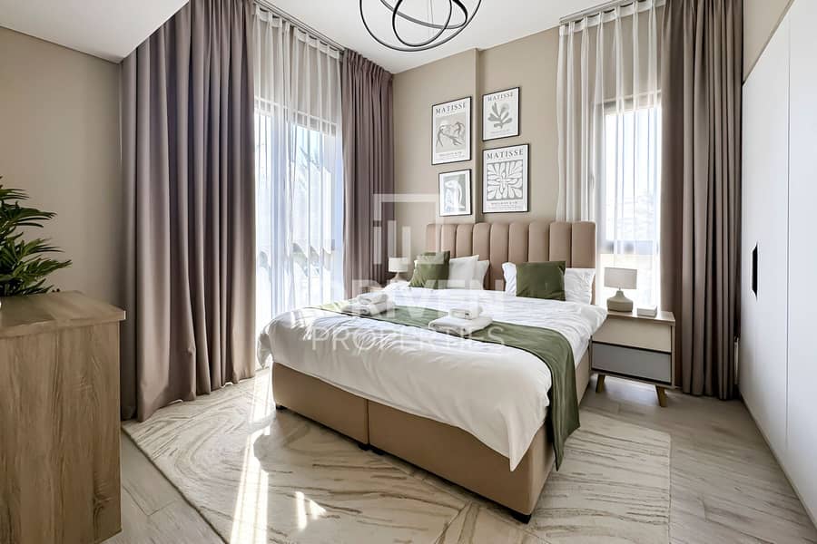 Fully Furnished | Prime Location | Huge Balcony - Image 10