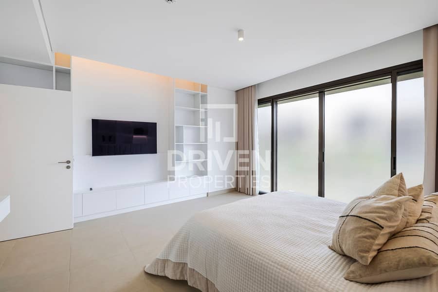 Brand New | Park Backing | Prime Location | Vacant - Image 12