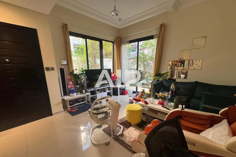 LANDSCAPED GARDEN | FURNISHED | LUXURY VILLA - Image 6