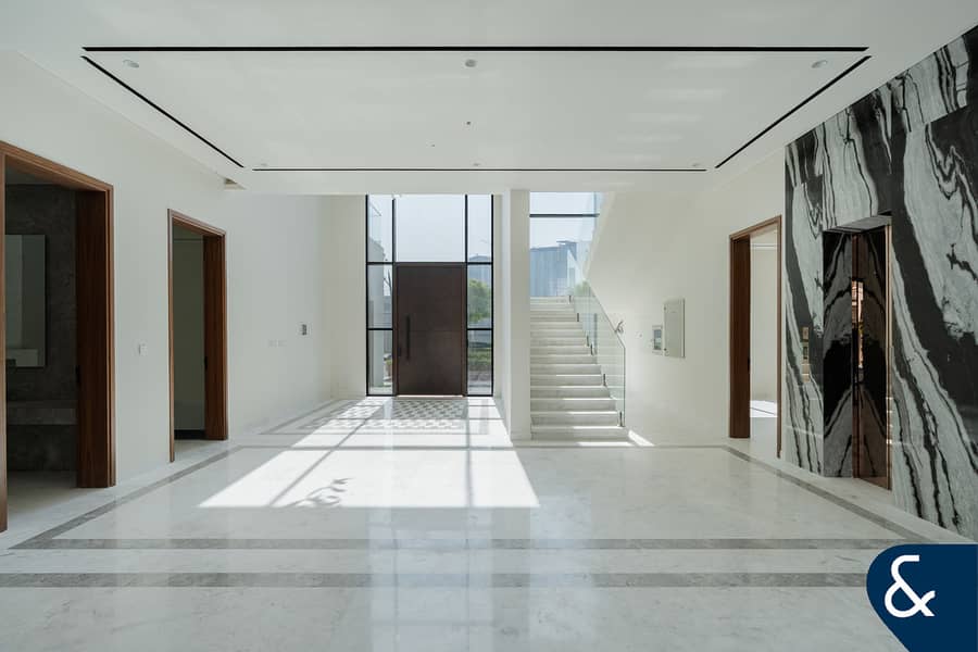 6 bed + maids | Luxury | Private pool