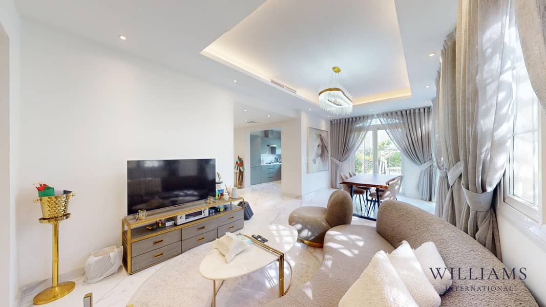 UPGRADED AND FULLY EXTENDED | LAKE VIEW