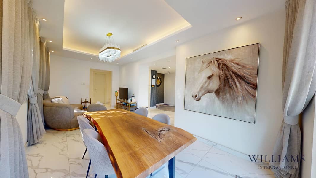 UPGRADED AND FULLY EXTENDED | LAKE VIEW