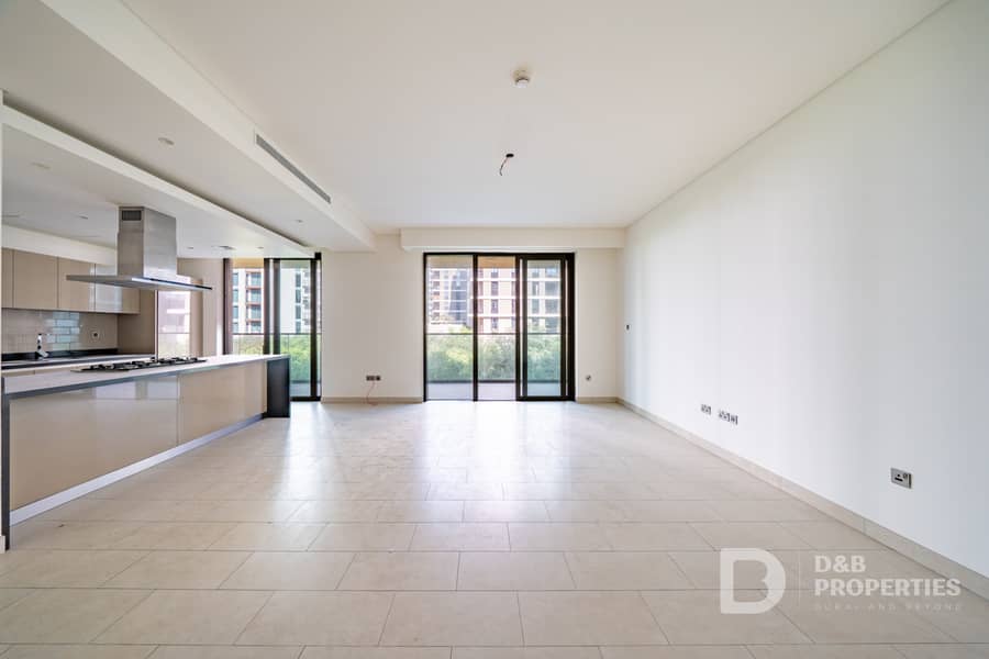 Spacious Layout | Huge Terrace | Park View