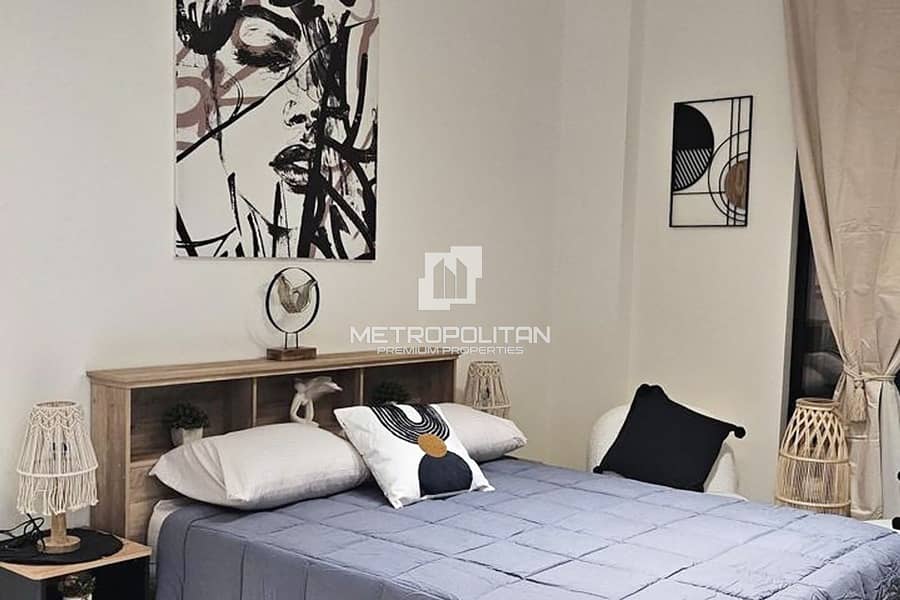 Pool View | Fully Furnished | Mid Floor