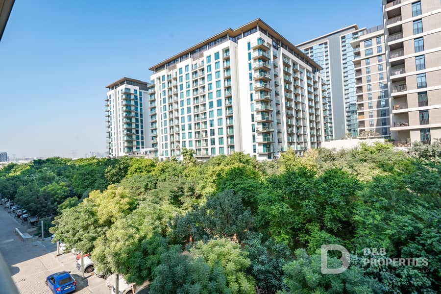 Spacious Layout | Huge Terrace | Park View - Image 21