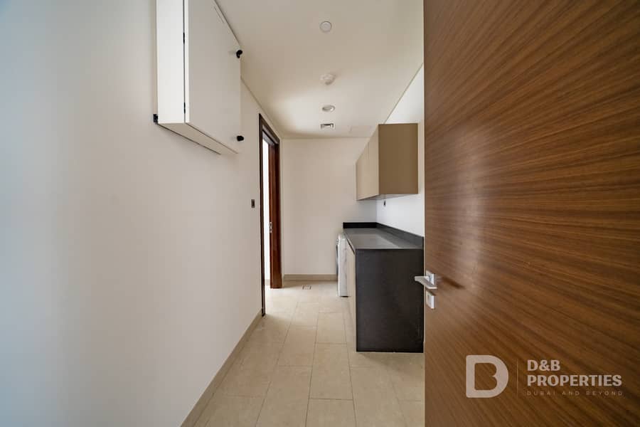 Spacious Layout | Huge Terrace | Park View - Image 26