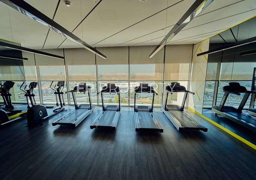 Great Layout | Prime Location| Balcony - Image 12