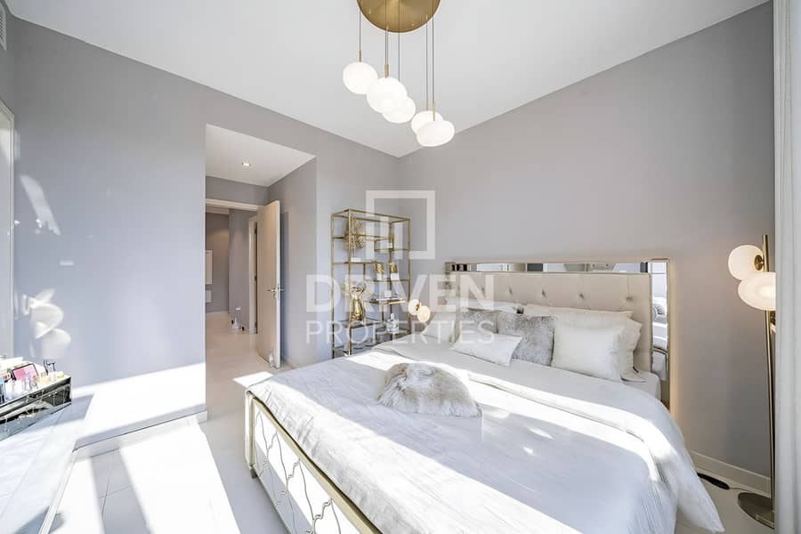 Corner Villa | Largest Plot | Study and Maids Room - Image 6