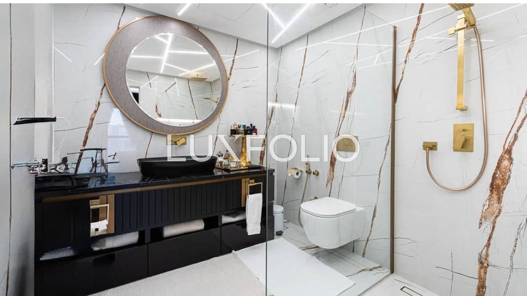 Renovated | Fully Upgraded | Marina View - Image 11