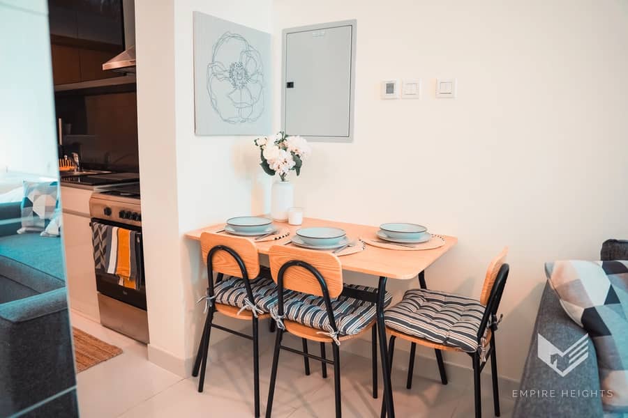 Top Floor | Stunning City Views | Net 8.1% ROI - Image 8