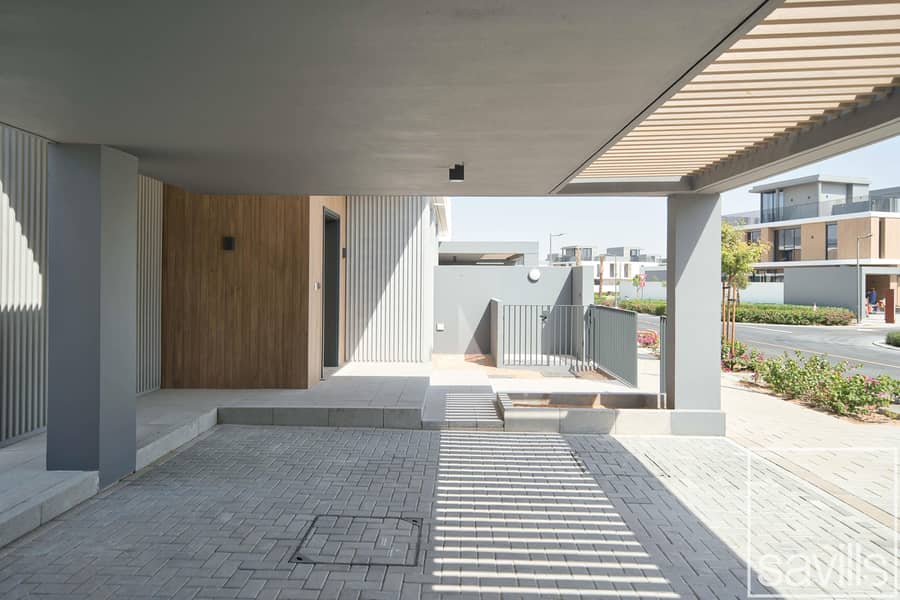 EXCLUSIVE | GENUINE RESALE | MODERN FINISHING - Image 28