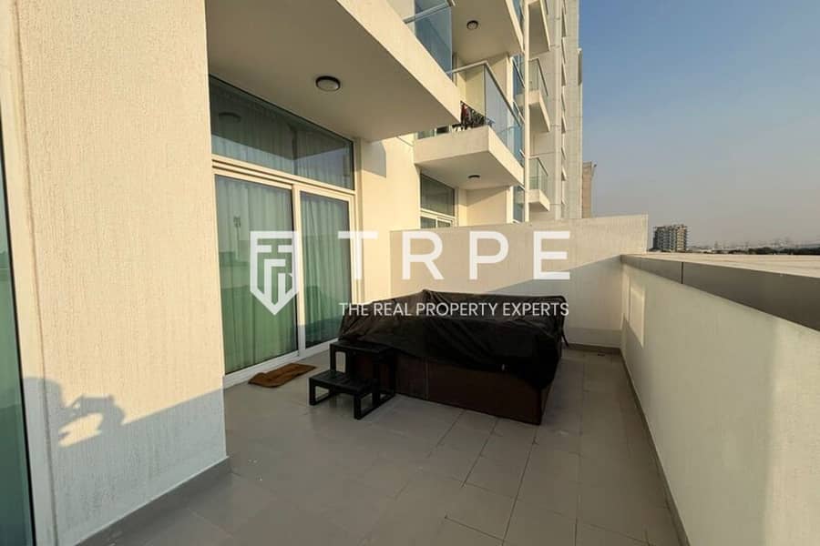 Prime Location | Modern | Fully Furnished - Image 16