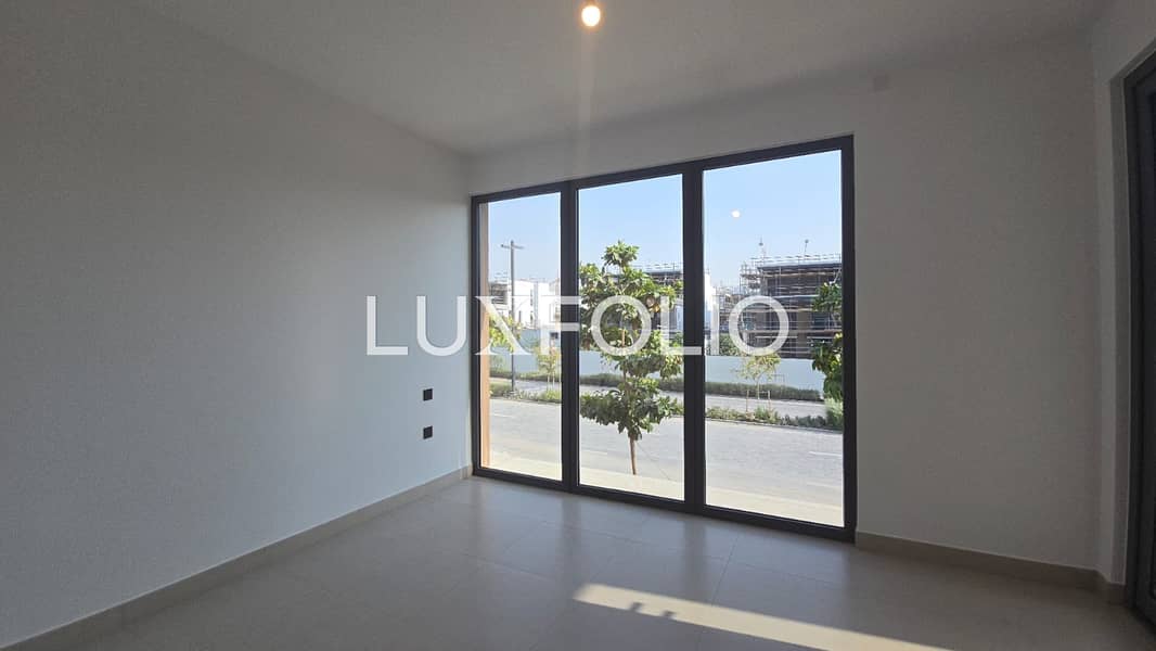 Twin Sky Villa, Single Row, Near Pool and Park - Image 7