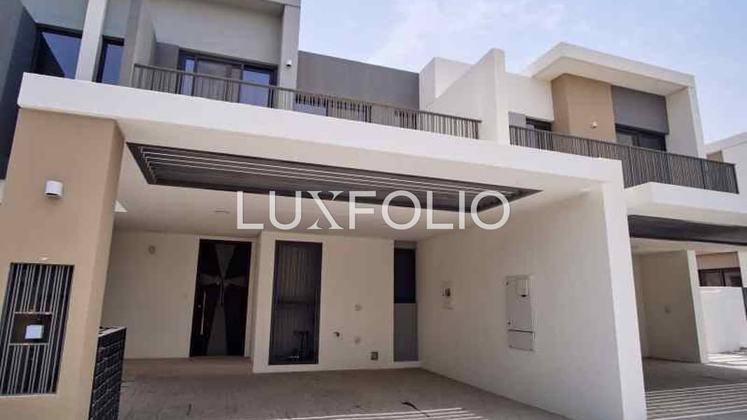 3 BR Townhouse Elan | Single Row | Vacant Now