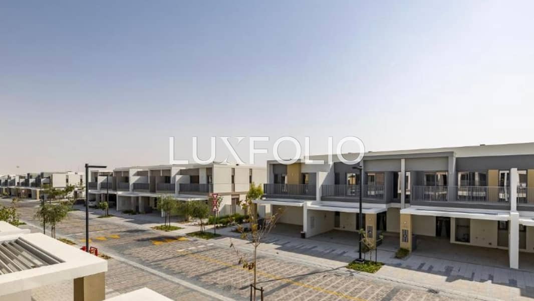 3 BR Townhouse Elan | Single Row | Vacant Now - Image 6