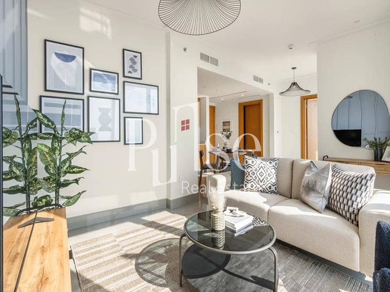 Fully Furnished 1BR | High Floor | Park view