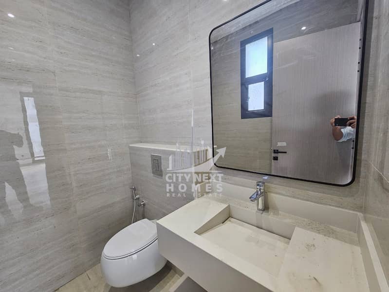 Brand new | 5BR | Maids | Service block | Lift