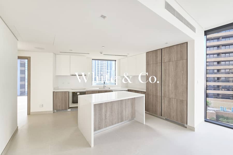 Marina Views | New Modern | Available Now