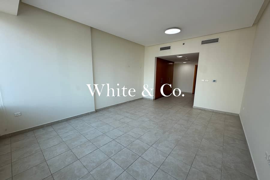 Unfurnished | Large Layout | Vacant Now - Image 10