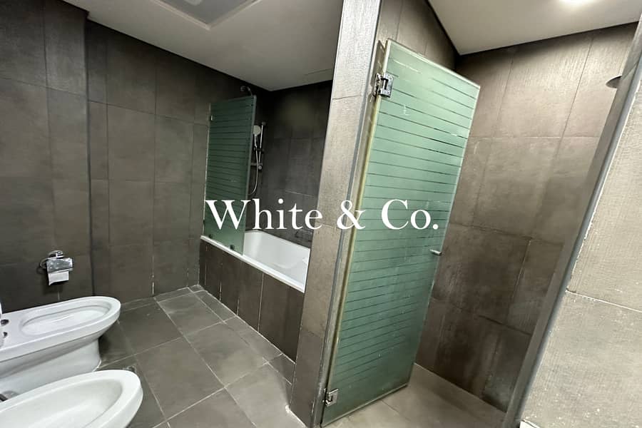 Unfurnished | Large Layout | Vacant Now - Image 11