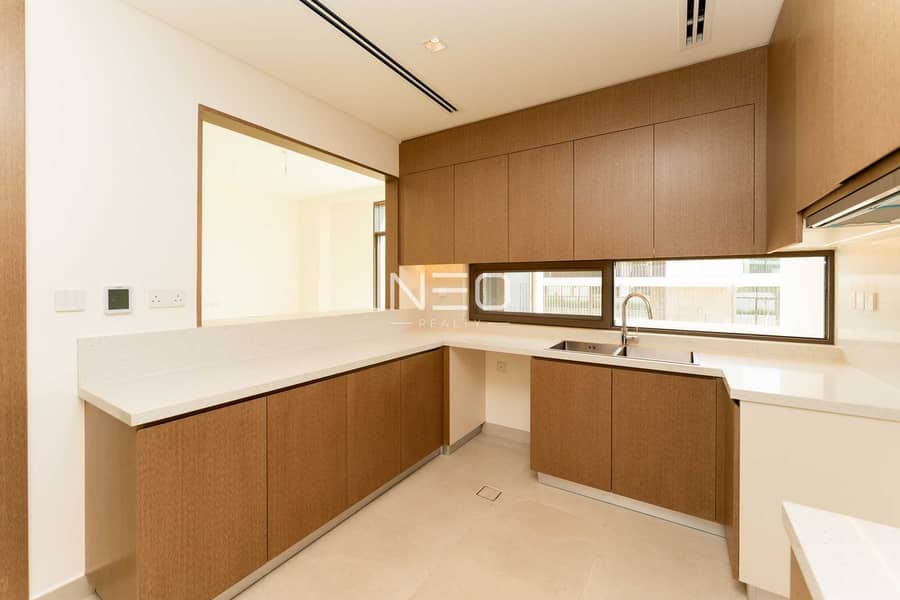 4BR + Maid | Single Row | Close to Amenities | Elevated Plot