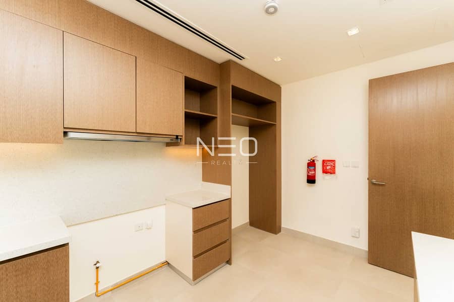 4BR + Maid | Single Row | Close to Amenities | Elevated Plot