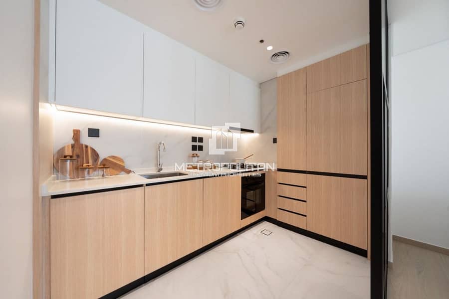 Marriott Residences | High Floor | Marina View - Image 6