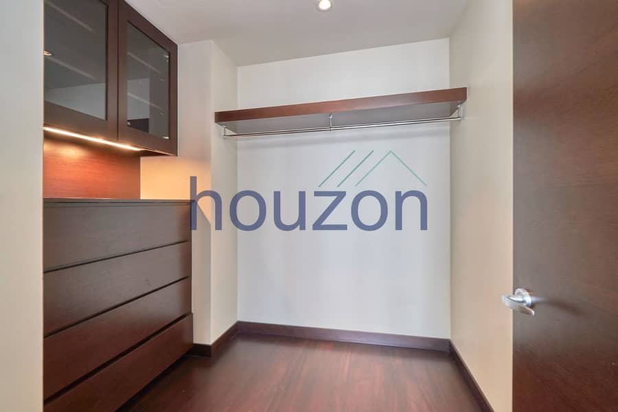 Spacious 2BR | Fountain View | Chiller Free - Image 8