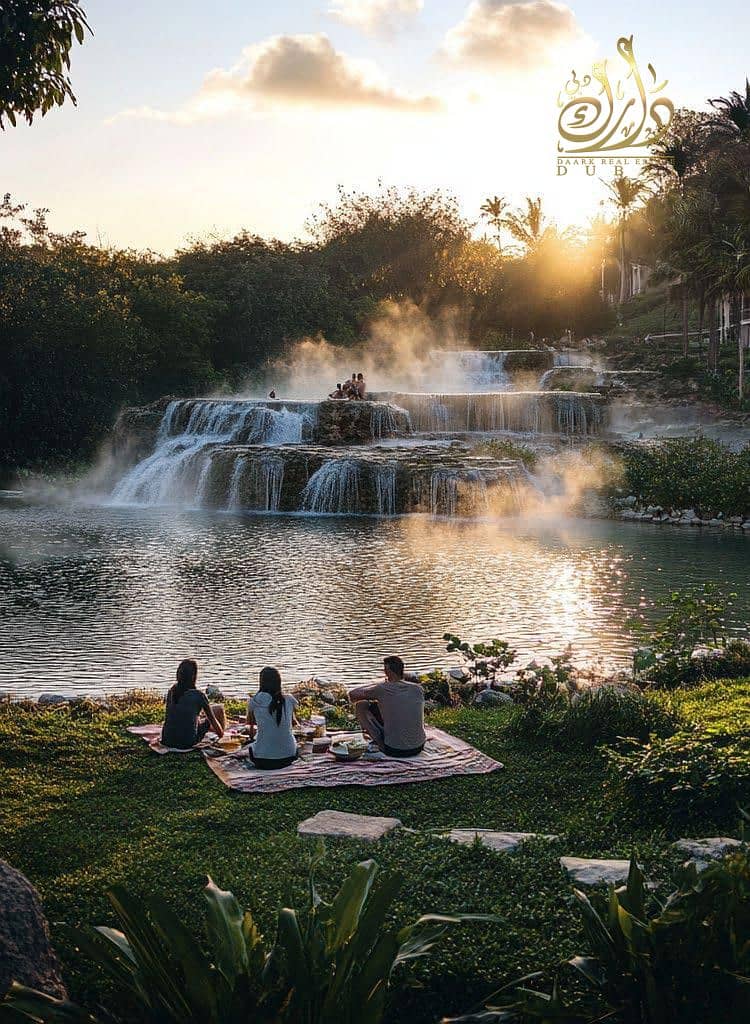 1%MONTHLY_WATERFRONT LIVING_BEST PRICE_75/25 PP - Image 16