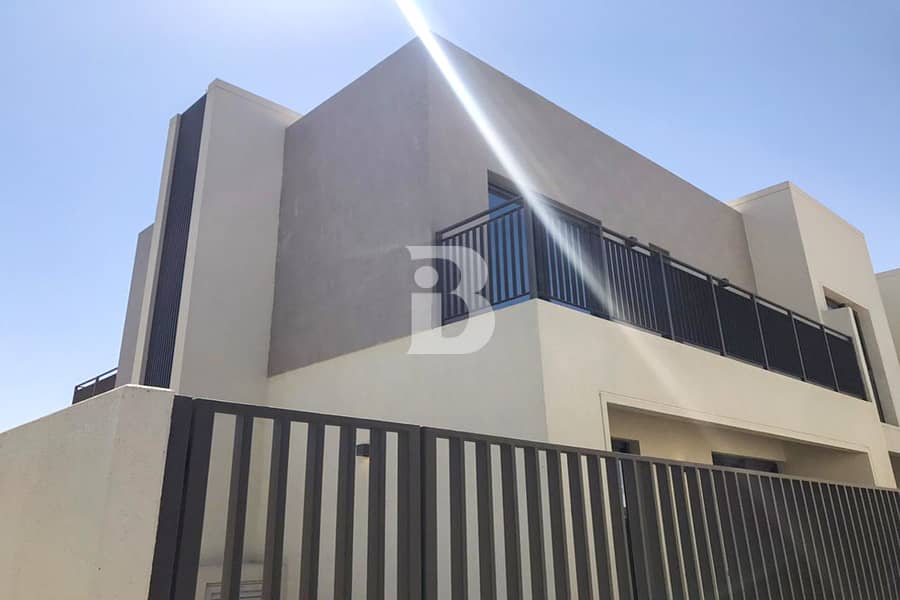 Best Price | Huge layout| Pool view