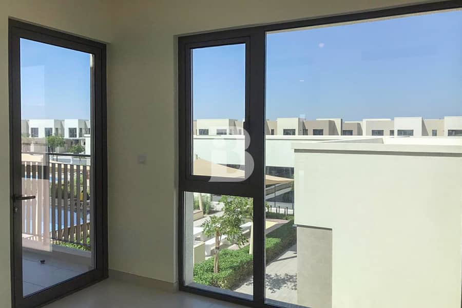 Best Price | Huge layout| Pool view