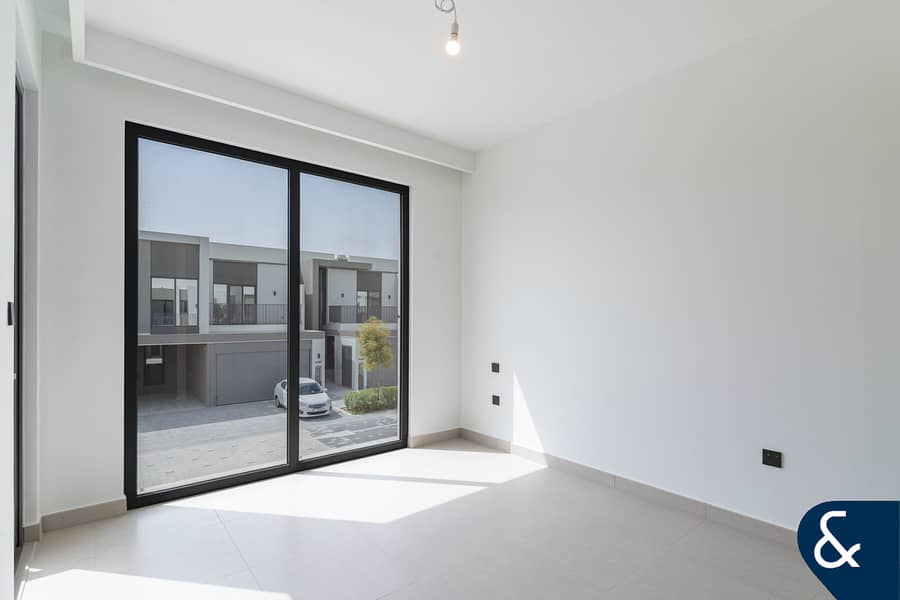 Exclusive Unit | Brand New | Viewable Now - Image 17