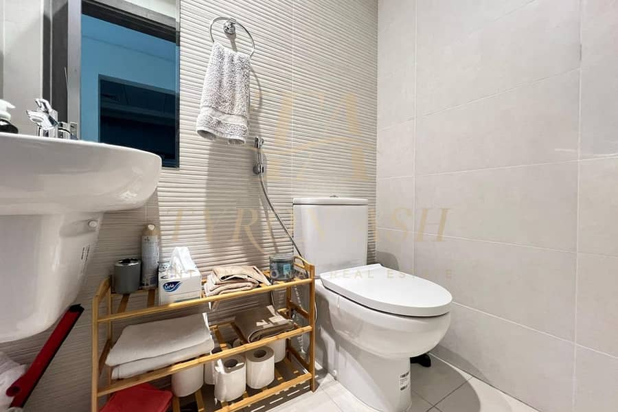 STUNNING VIEW | VACANT | HIGH FLOOR - Image 10