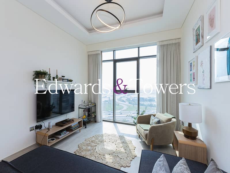 Fully Furnished | 1 Bedroom w/ balcony