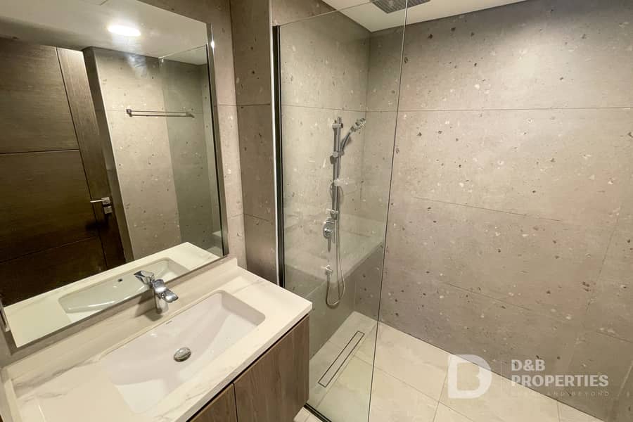 New and Furnished 1BR | Prime Location | High ROI - Image 11