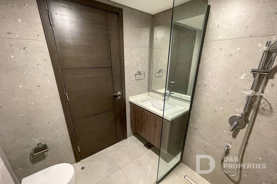 New and Furnished 1BR | Prime Location | High ROI - Image 12