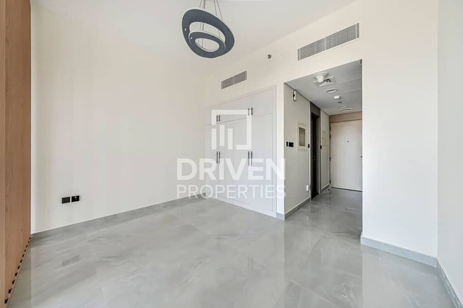 Brand New Apt | Road View | Ready to Move in