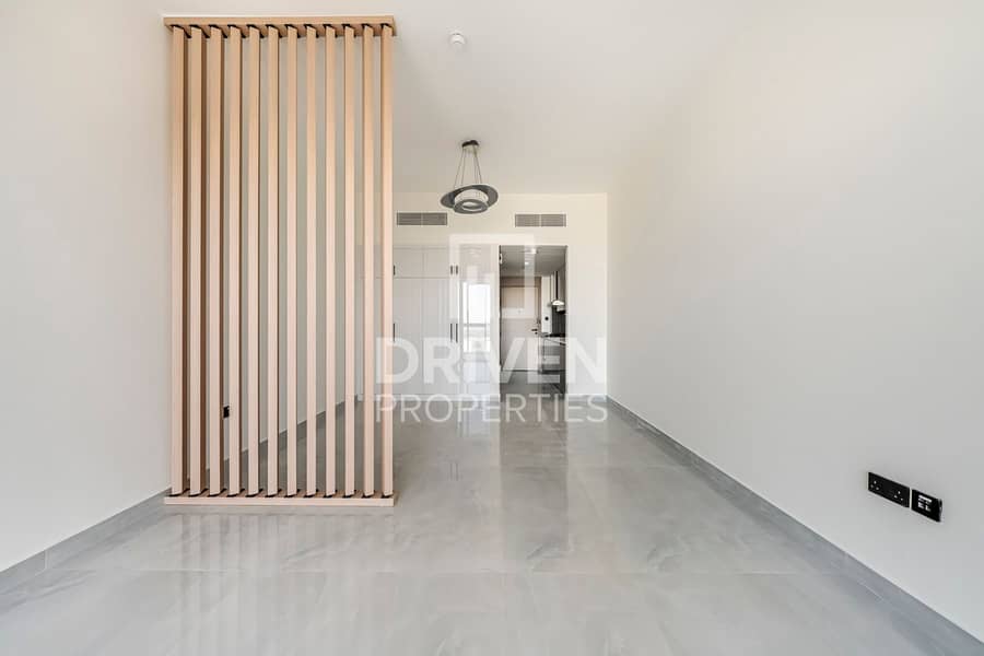 Brand New Apt | Road View | Ready to Move in