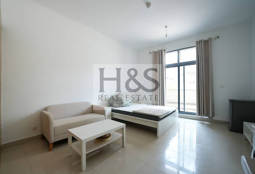 STUNNING STUDIO | SEMI FURNISHED | PERFECT LAYOUT